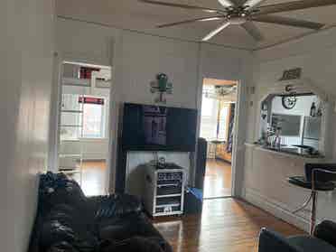 nice clean sunny room