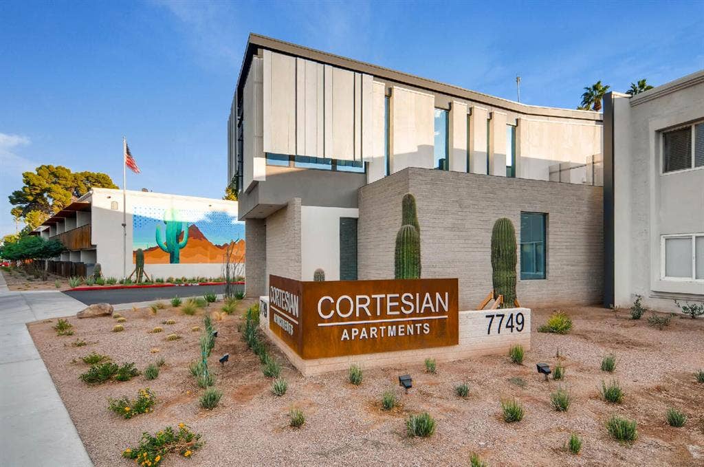 Room for rent in Oldtown Scottsdale