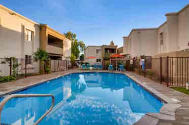 Room for rent in Oldtown Scottsdale