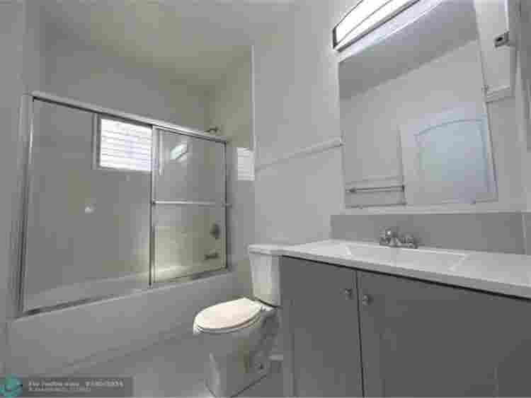 Room for Rent - $/
Month