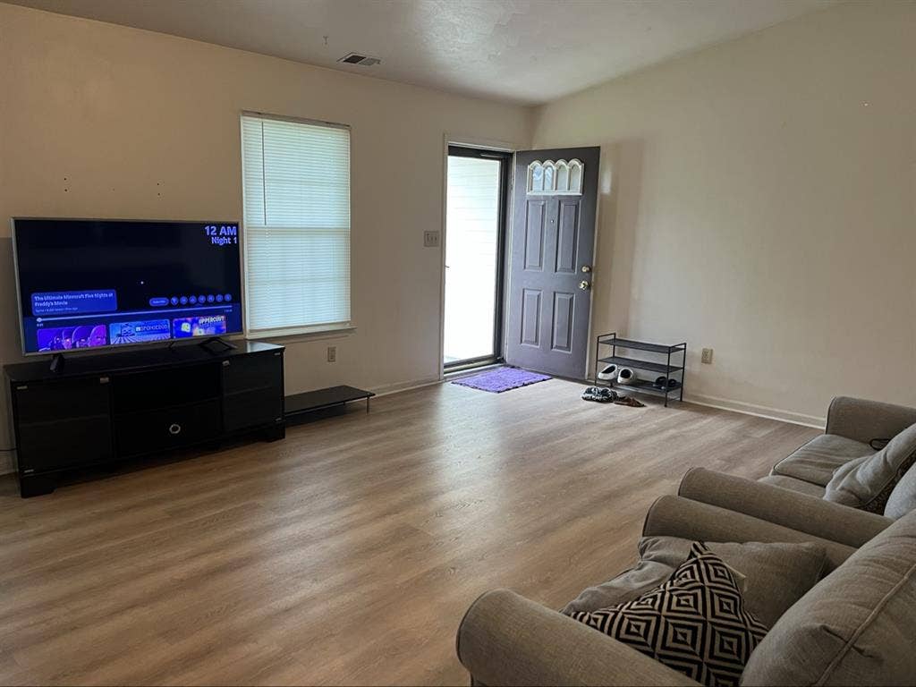 Private room for rent