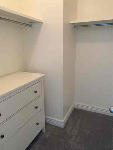 private room for rent - unfurnshied