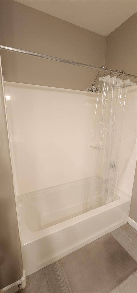 2 Bedrooms + Private Bathroom