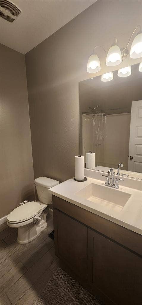 2 Bedrooms + Private Bathroom
