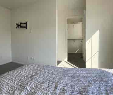 Room available to rent!