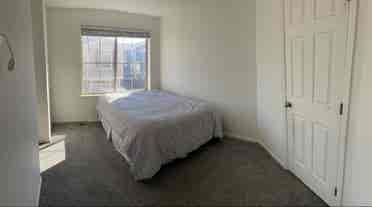 Room available to rent!
