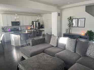 Room available to rent!