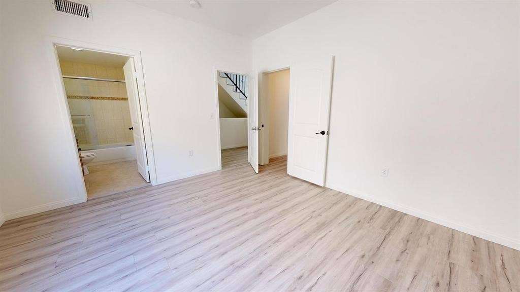 1 BR in Studio City