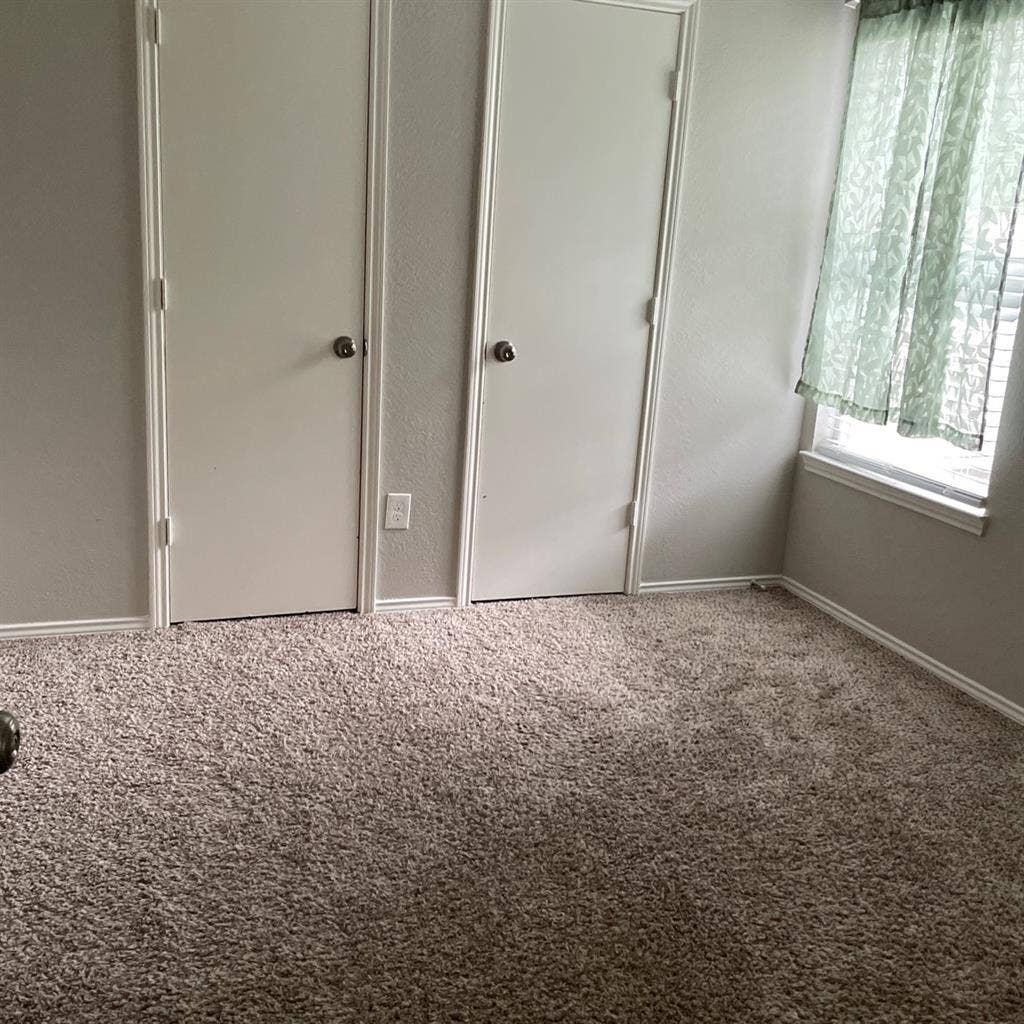 Lewisville Room for rent $ mo