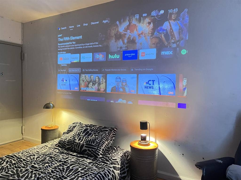 Room in Prime Manhattan Location!