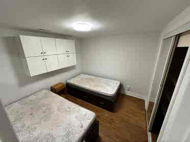 One Bedroom Basement Appartment