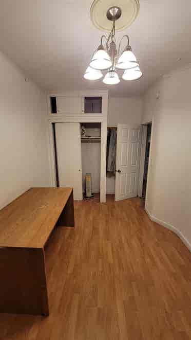 1 bedroom located in Bayonne, NJ.