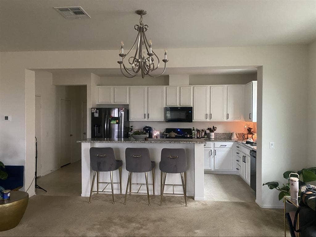 Private room & bathroom $