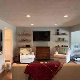 Furnished Room – Available Now