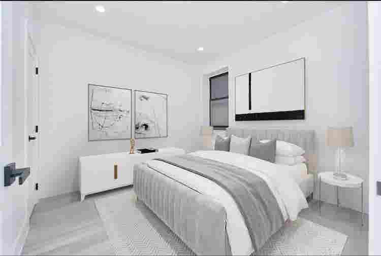 Looking for a roommate July 1st