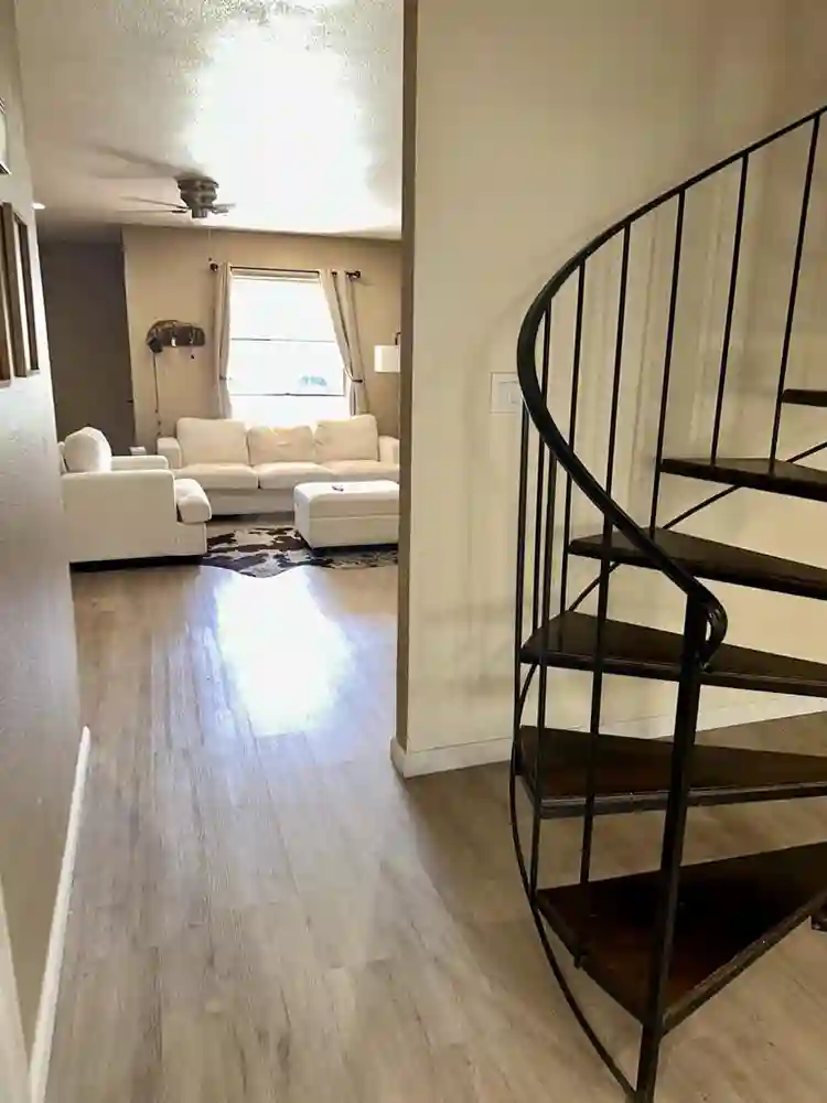 Room available in PHX home