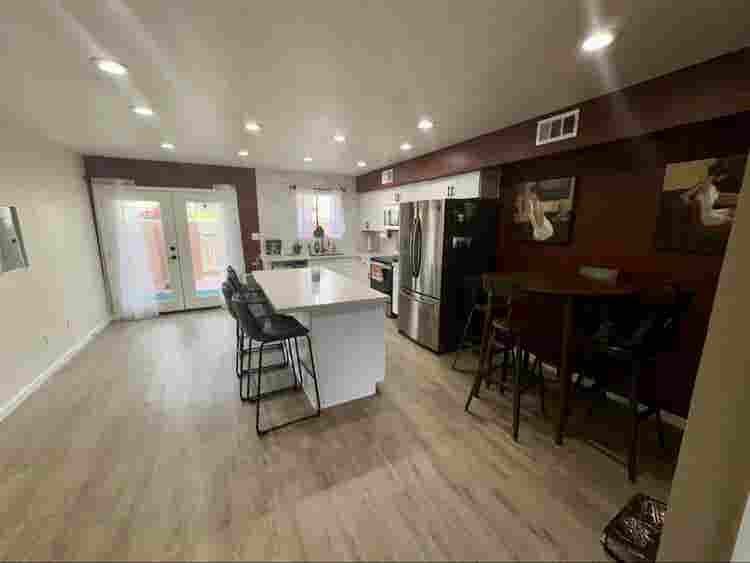 Room available in PHX home