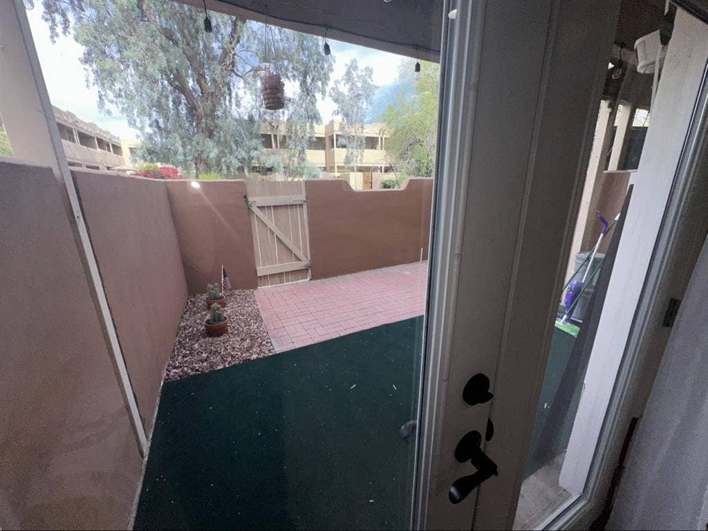 Room available in PHX home