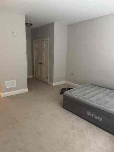 Female roommate wanted!