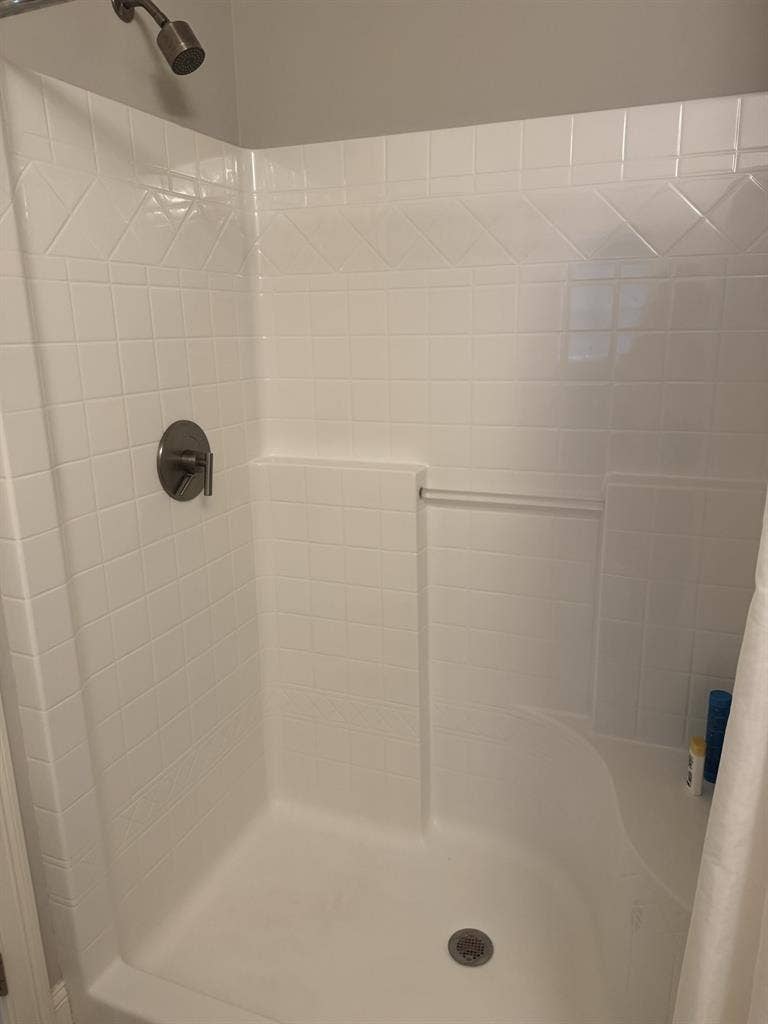 Female roommate wanted!