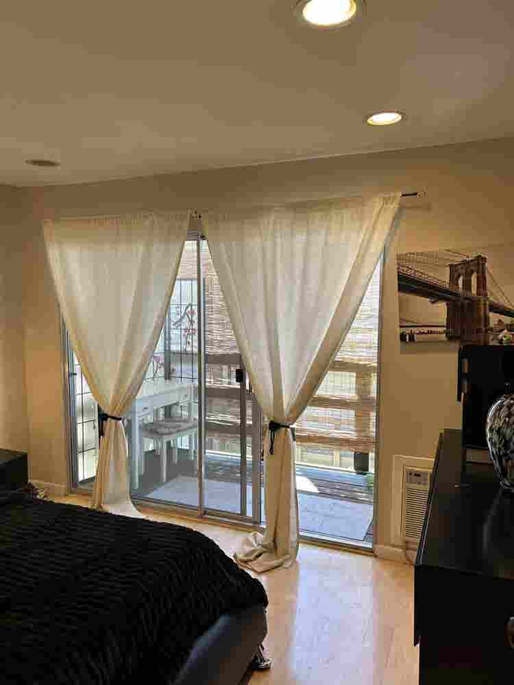 Private room with balc. shared bath
