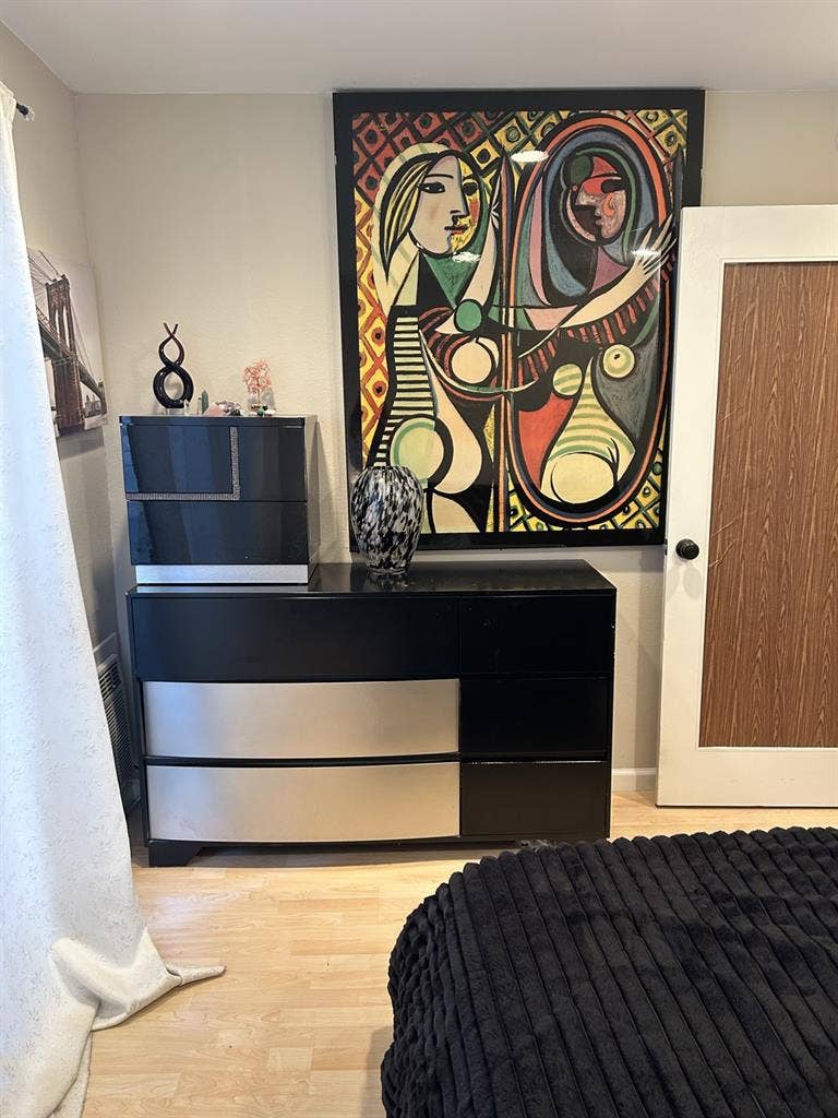 Private room with balc. shared bath