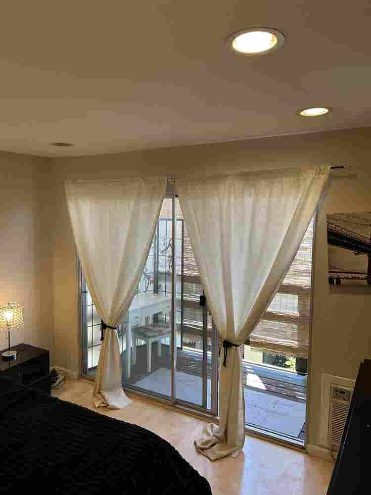 Private room with balc. shared bath