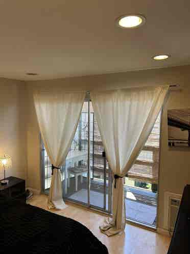Private room with balc. shared bath