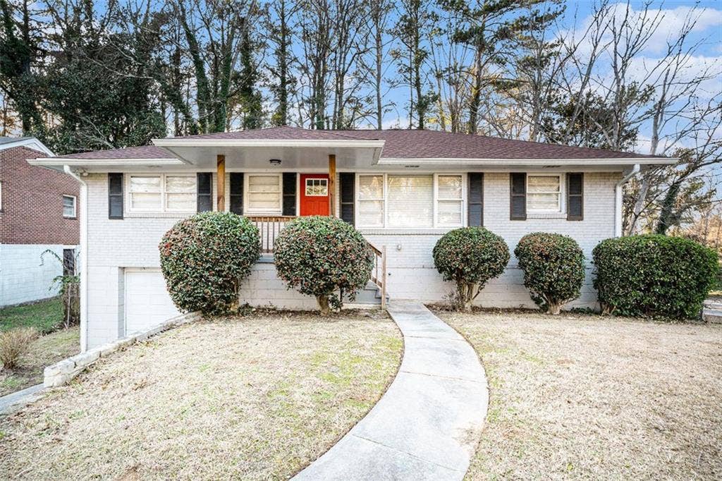 Rooms For Rent near Marta & I-!