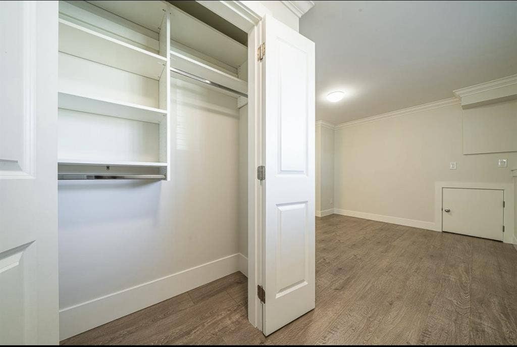 1 Bedroom above ground suite