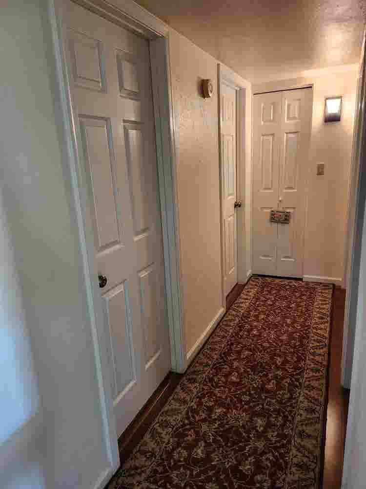One  room for rent