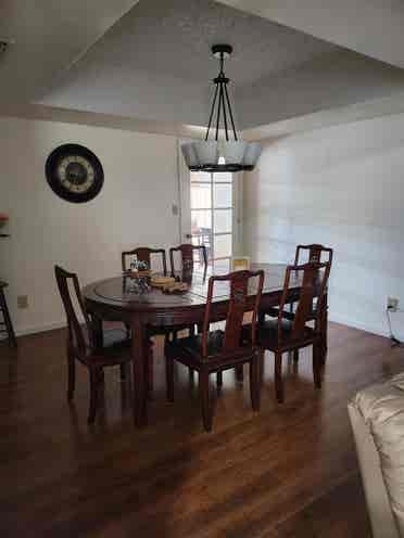 One  room for rent