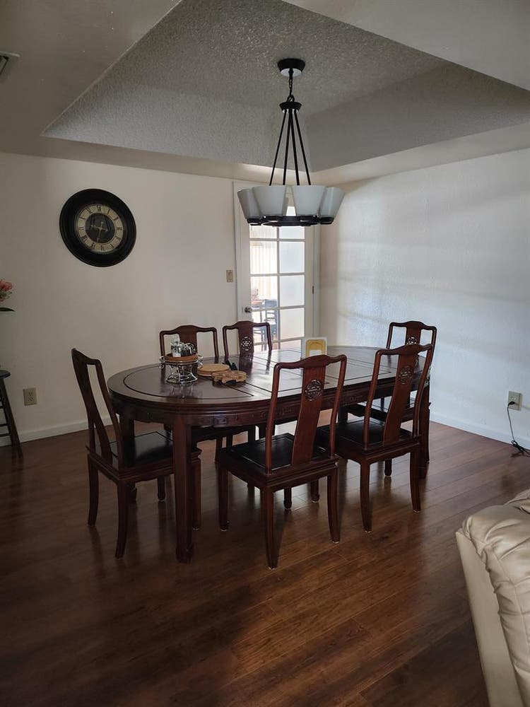 One  room for rent