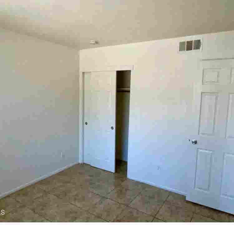Roommate Wanted