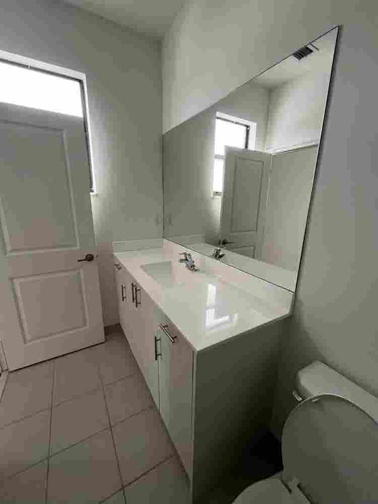 Master room for rent