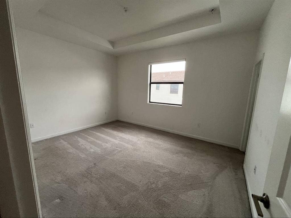 Master room for rent