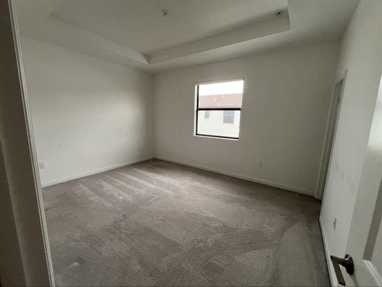 Master room for rent