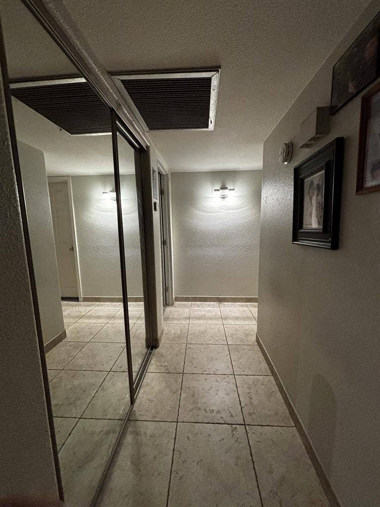2 ROOMS FOR RENT: ROOMMATES WANTED