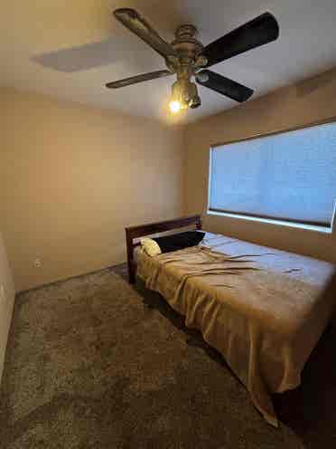 2 ROOMS FOR RENT: ROOMMATES WANTED