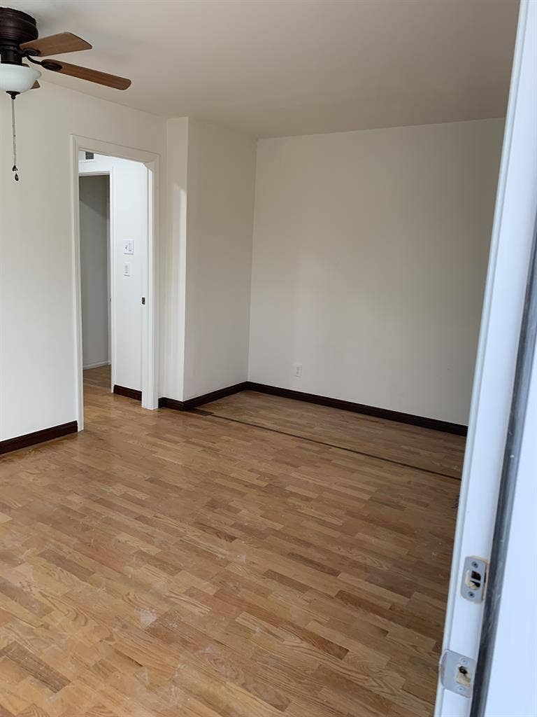 1BR/1
BA Studio Available in Tustin