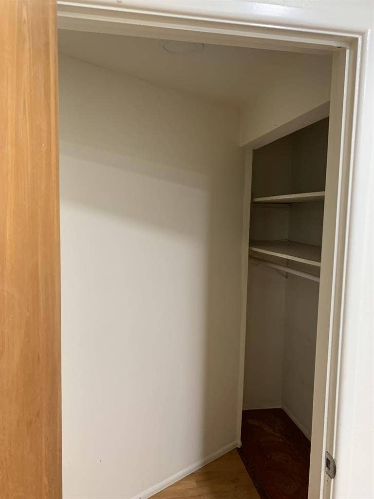 1BR/1
BA Studio Available in Tustin