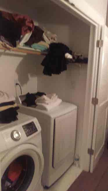 Room for rent in a townhouse