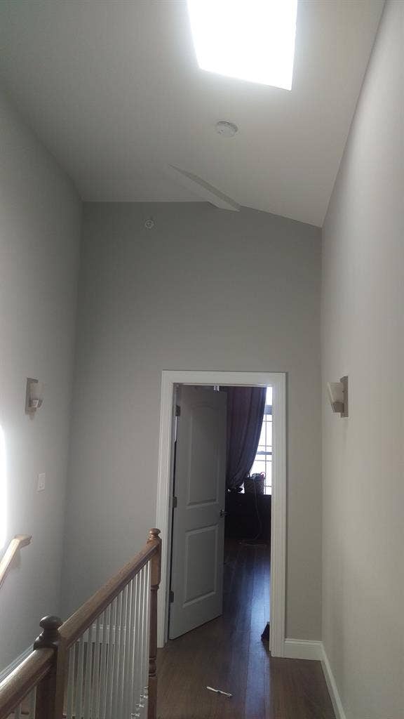 Room for rent in a townhouse