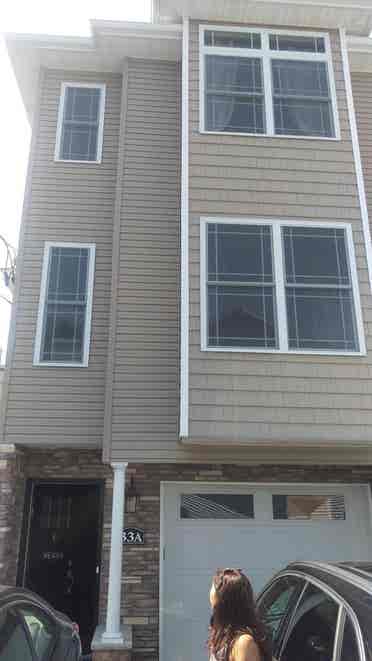 Room for rent in a townhouse