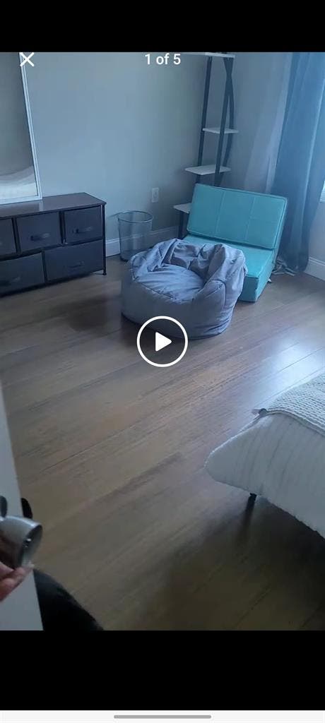 Room for rent in a Townhouse