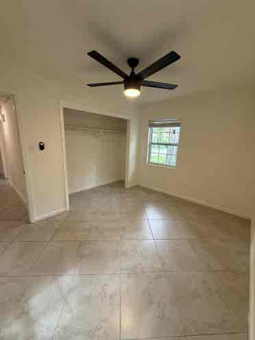 Private Room for Rent - Carrollwood