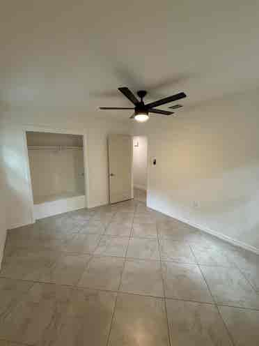 Private Room for Rent - Carrollwood