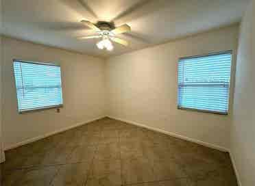 Private Room for Rent - Carrollwood