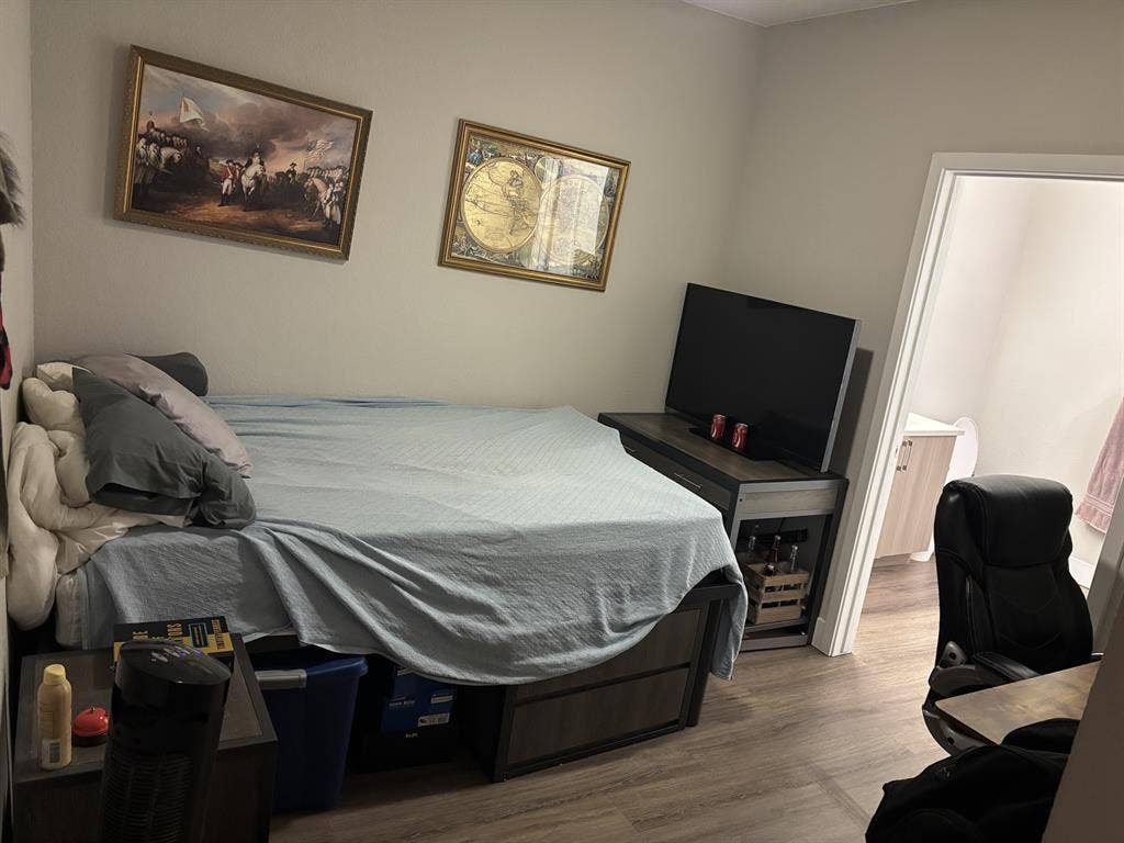 Bath Room for rent