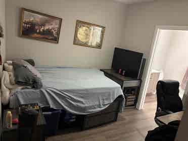 Bath Room for rent